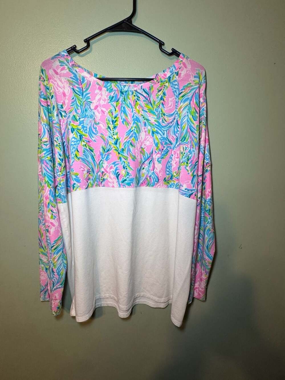 Lilly Pulitzer Finn Top Women’s XL Pink Blue Floral Colorblock Long Sleeve